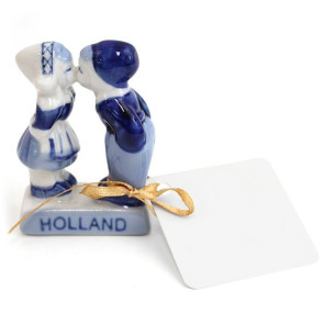 Create Your Own Delft blue kissing figurine